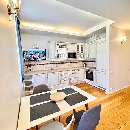 Old Town T8 Self Check In 公寓 *