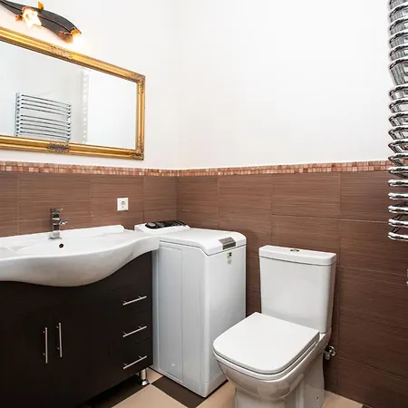 Old Town T8 Self Check In 公寓