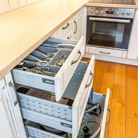 Old Town T8 Self Check In 公寓