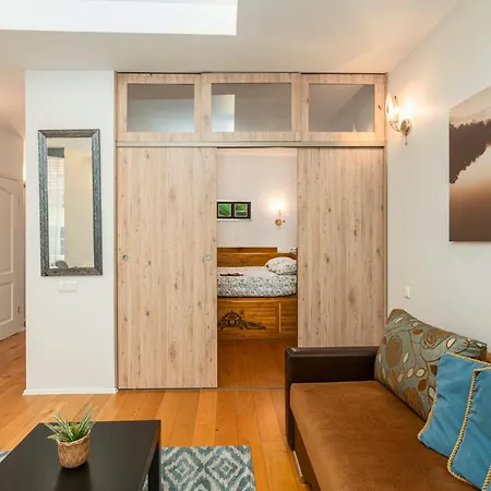 Old Town T8 Self Check In *