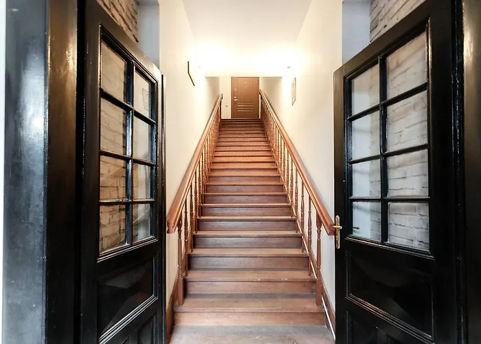 Old Town T8 Self Check In *