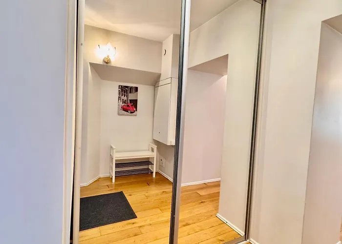 Old Town T8 Self Check In Apartman