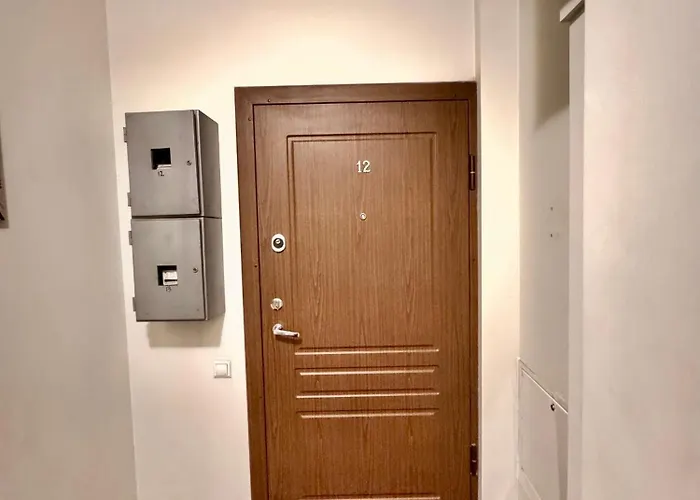 Old Town T8 Self Check In *