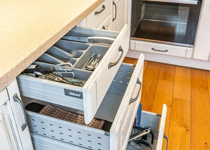 Old Town T8 Self Check In Apartman